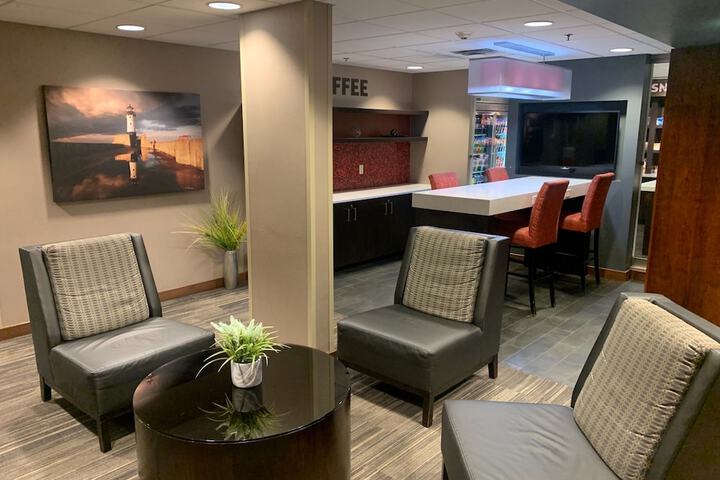 Holiday Inn & Suites Duluth Downtown by IHG