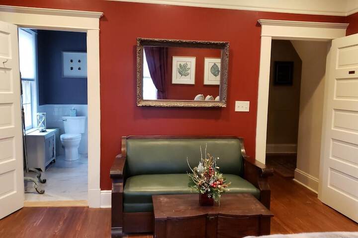 Room 37 of 47