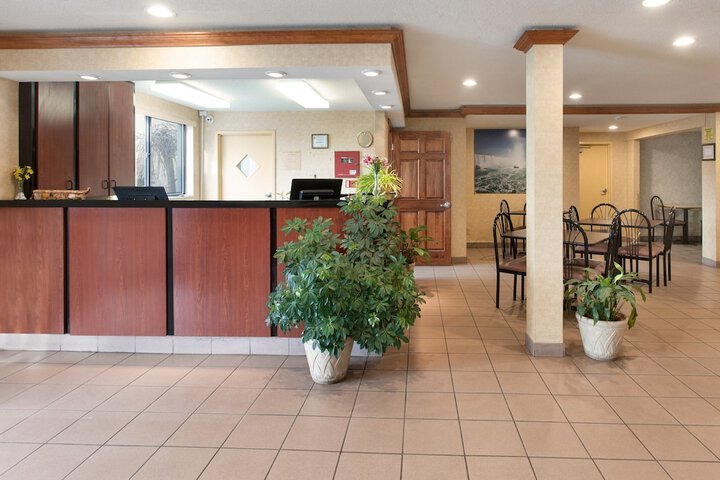 Hotel Interior 19 of 64