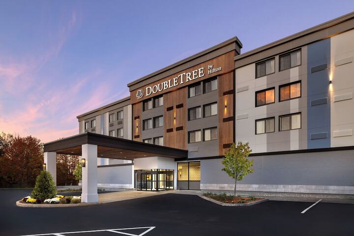 DoubleTree by Hilton Downtown Concord