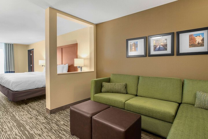 Room 16 of 30