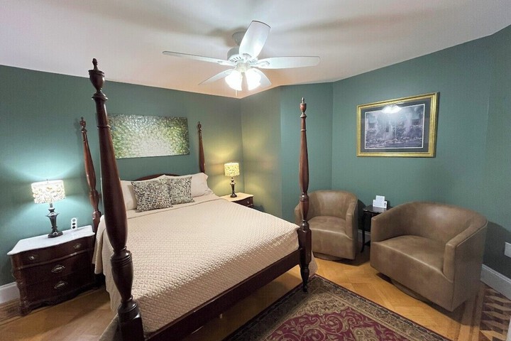 Room 19 of 60
