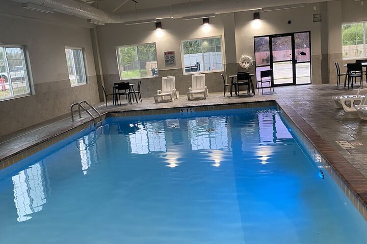 Pool 4 of 45
