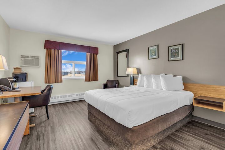 Woodland Inn Meadow Lake