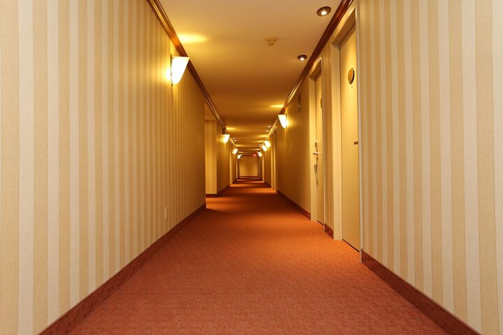 Ballroom/Hall 30 of 33