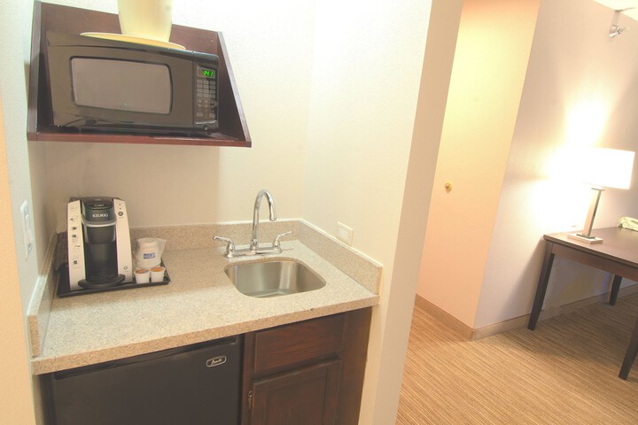Room 15 of 48