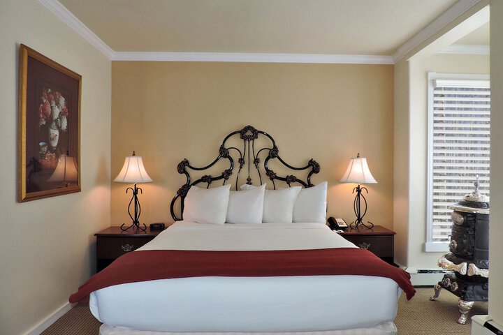 The Victorian Inn