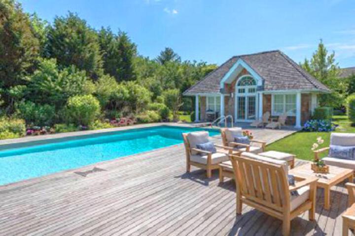 Villa Victoria - Cozy Hamptons Villa