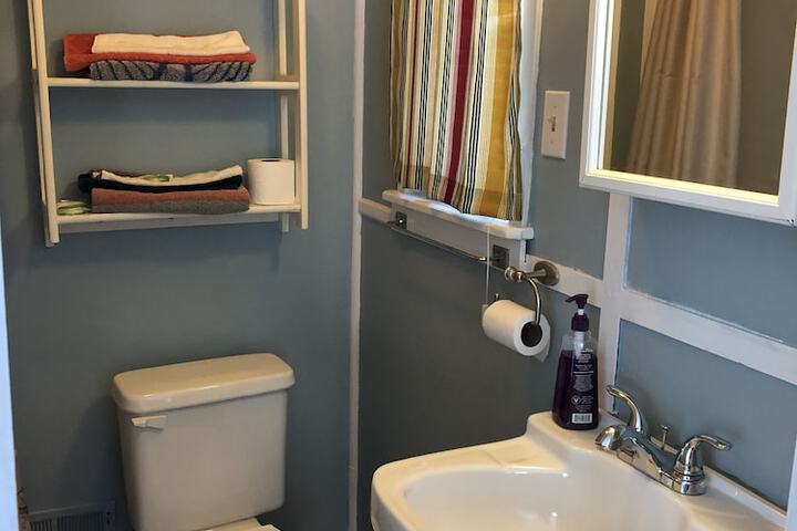 Room 51 of 68