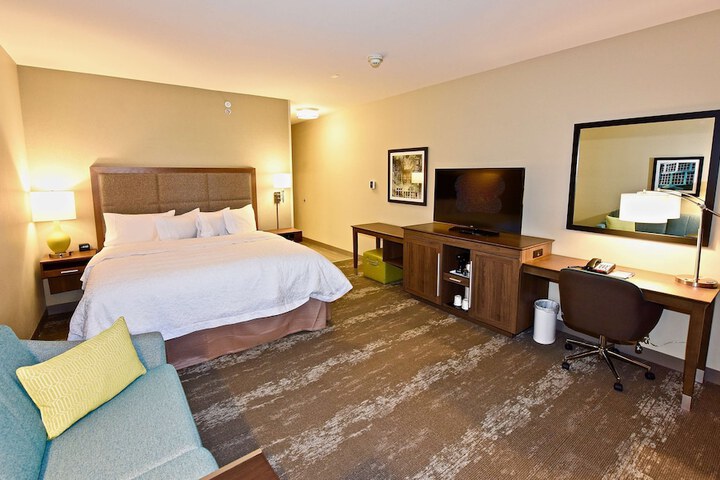 Room 40 of 59