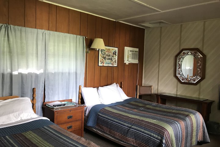 Chamber Lane Motel