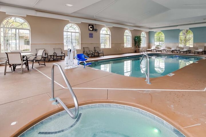 Pool 4 of 47