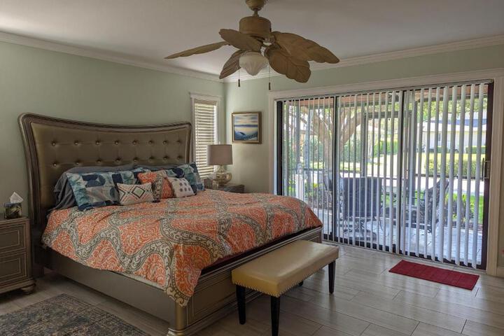 LUX VILLAs on beautiful Palmer Ranch