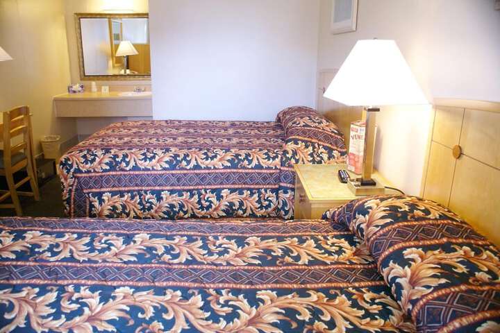 Room 7 of 10