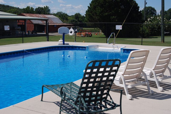 Pool 7 of 32