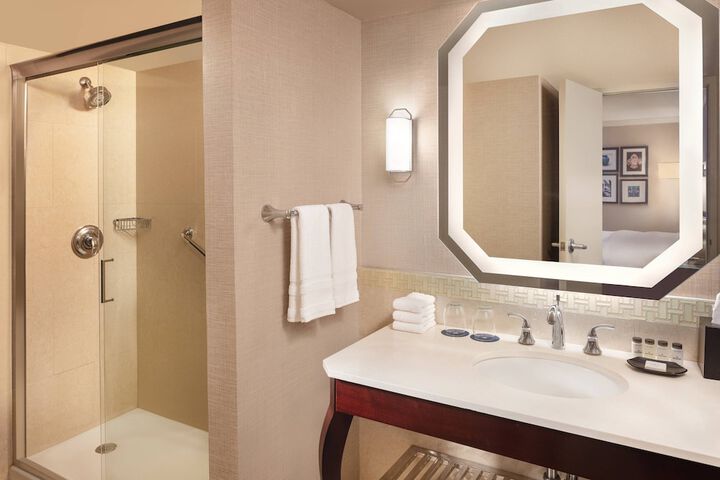 Sheraton New Orleans Hotel