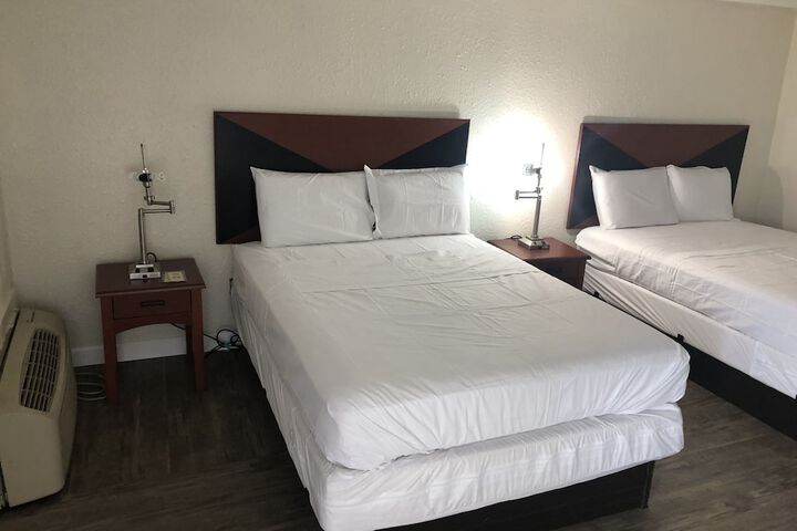 Room 26 of 29