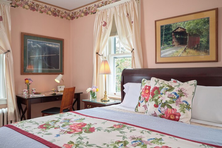 Room 9 of 21