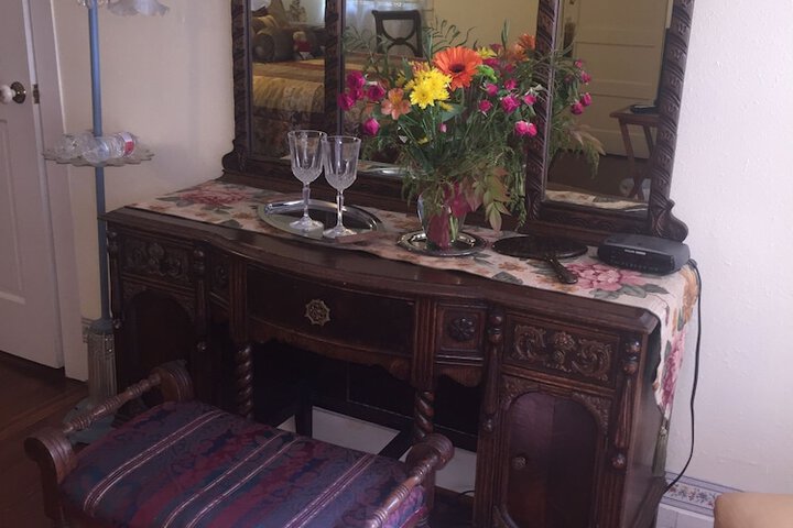 Room 15 of 24