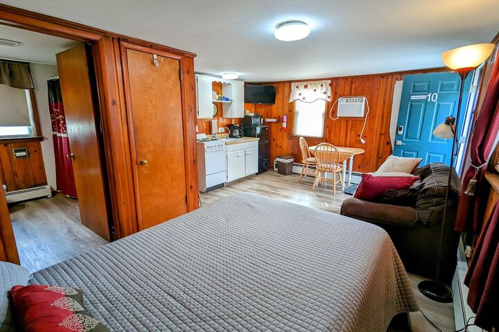 Room 98 of 140