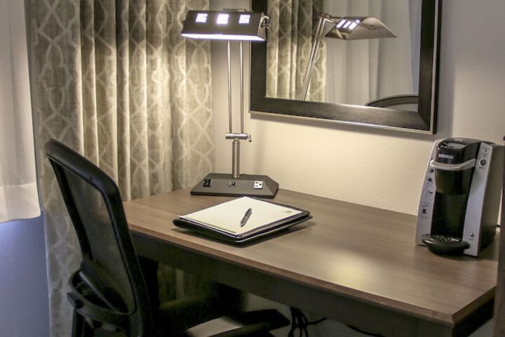 Holiday Inn & Suites Denver Tech Center-Centennial by IHG