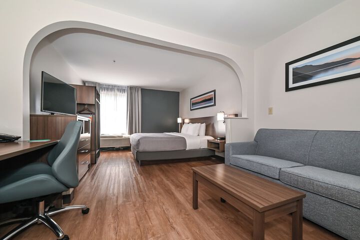 Quality Inn & Suites Matthews - Charlotte