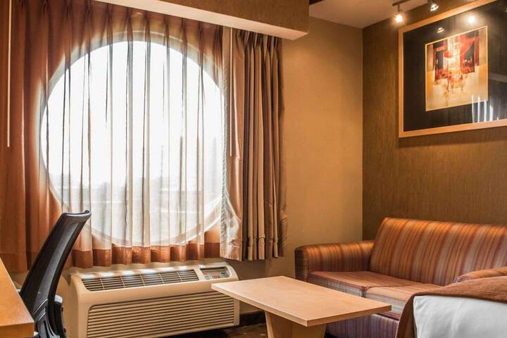 Comfort Suites Monroeville - Pittsburgh East
