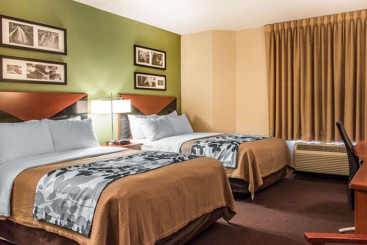 Room 20 of 43
