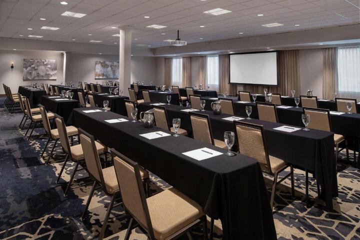 Embassy Suites by Hilton Fort Worth - Downtown