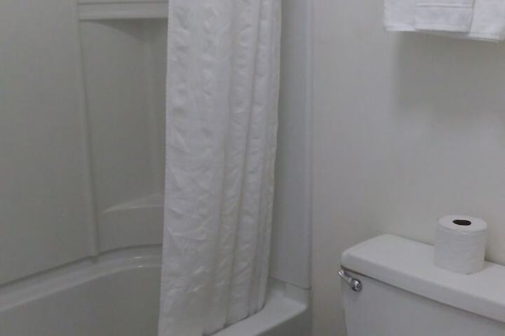 Room 13 of 26