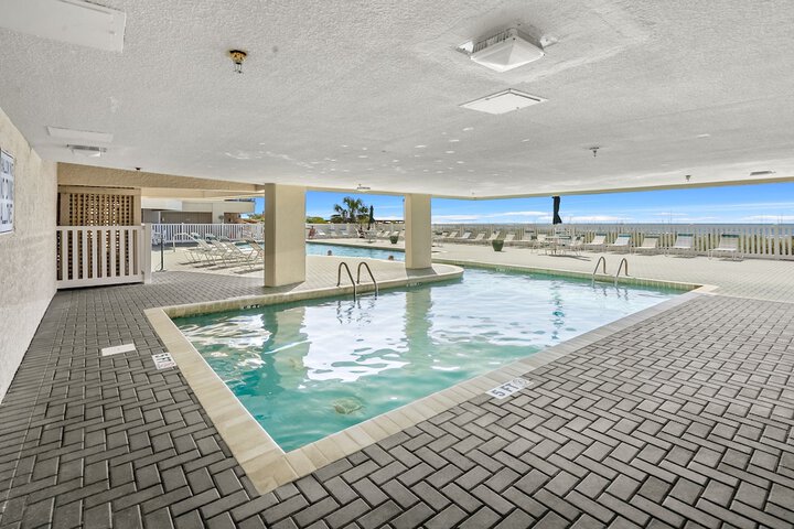 Pool 11 of 51
