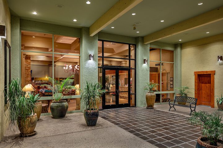 Hotel 1 of 51