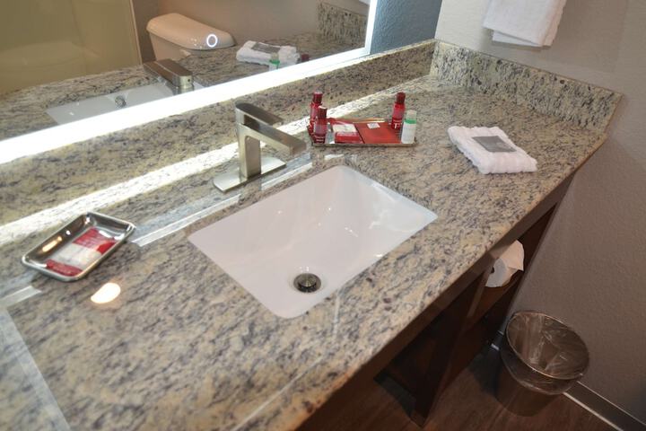 Best Western Premier Des Moines-Ankeny Hotel