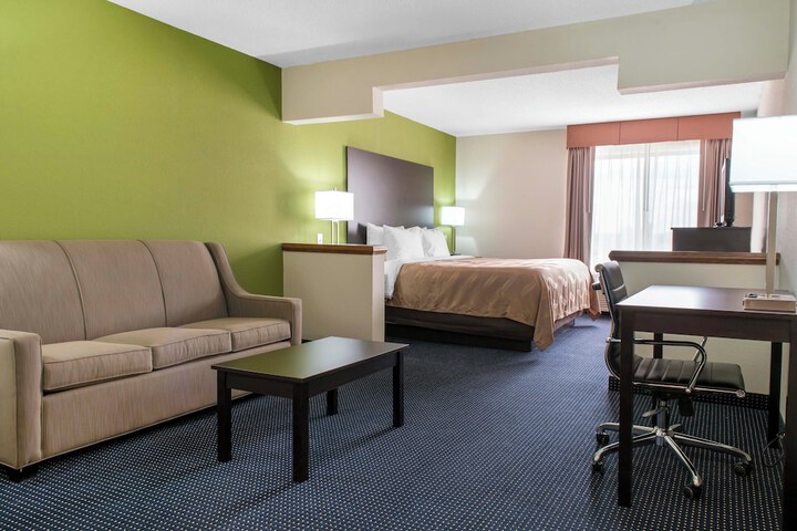 Quality Inn & Suites Anderson I-69