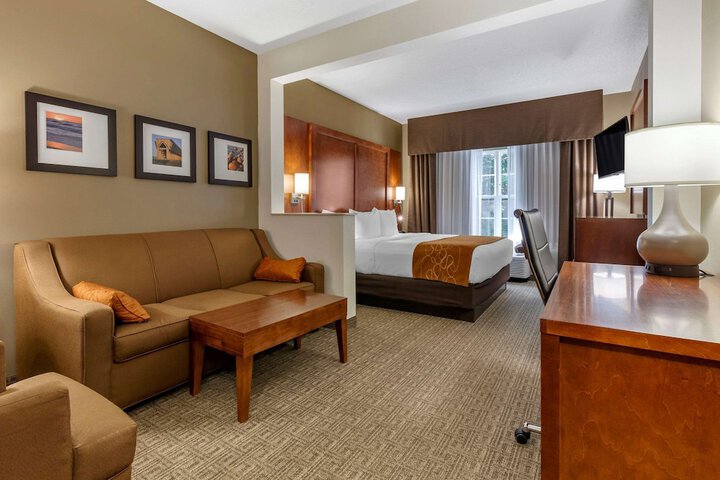 Room 21 of 49