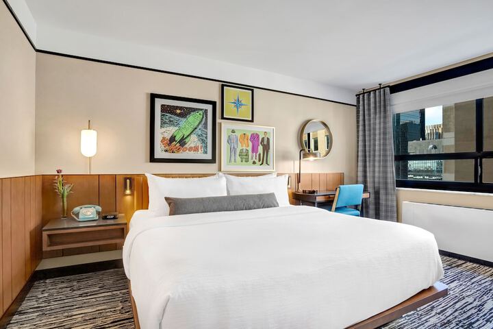 Room 51 of 138