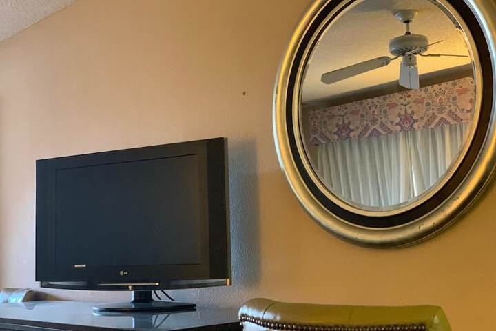 Room 26 of 27