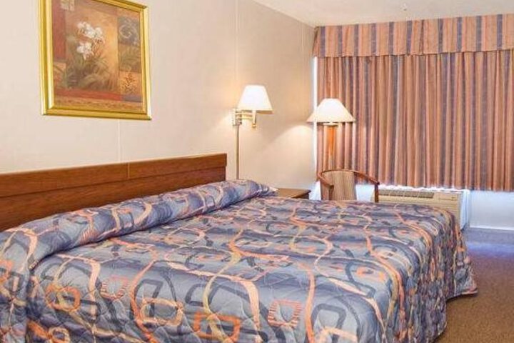 PLANTATION INN