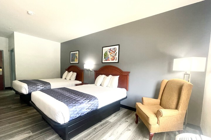 Grand Vista Hotel and Suites