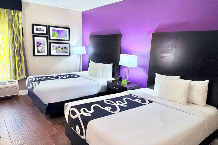 Room 18 of 50