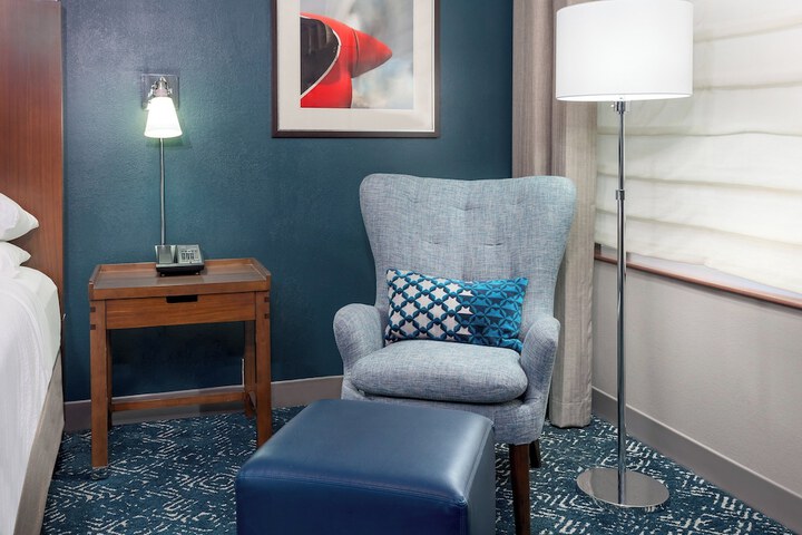 Four Points by Sheraton Huntsville Airport