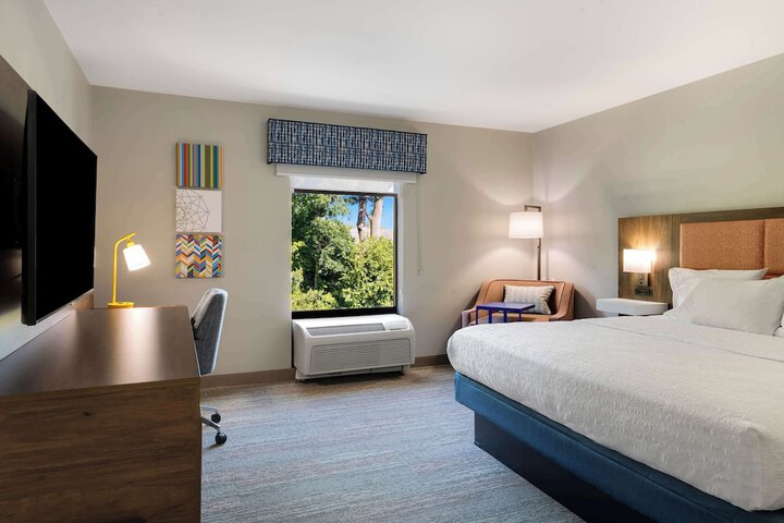 Hampton Inn Milford