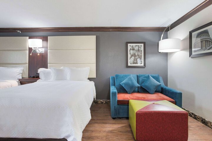 Room 17 of 75