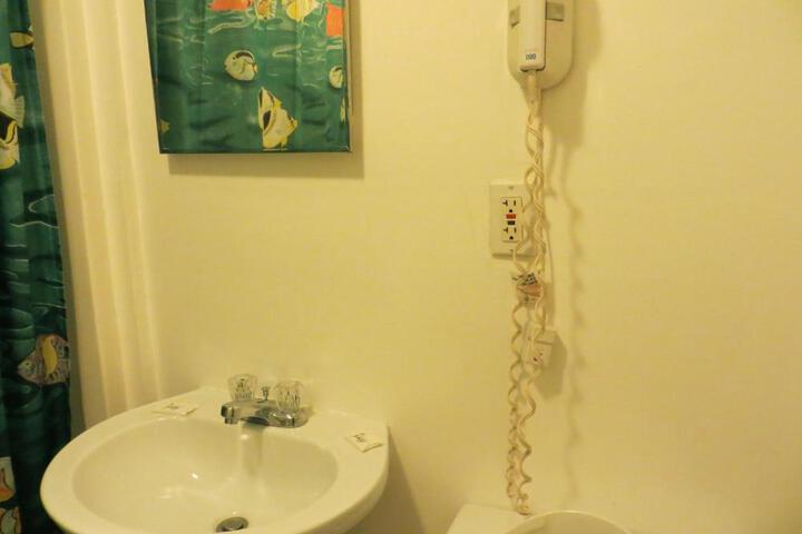 Room 16 of 17