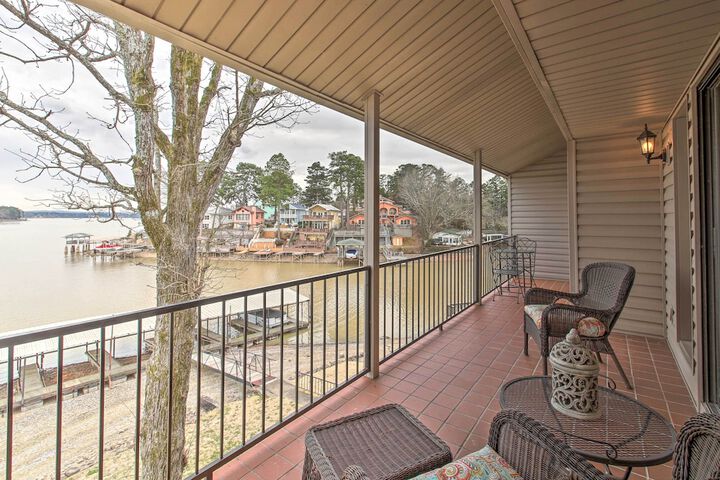 Boat Slip: Lake Hamilton Condo in Hot Springs!
