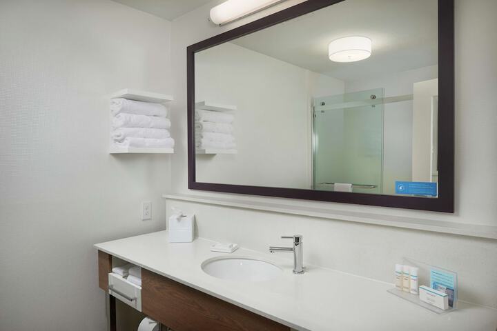 Room 16 of 26