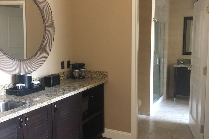 Room 26 of 53