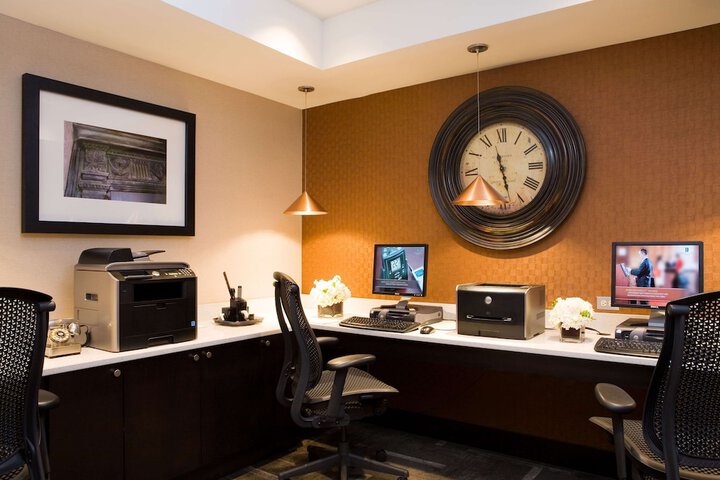 Business Center 49 of 50