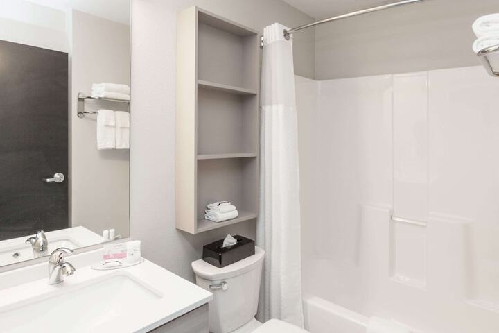 Room 7 of 21