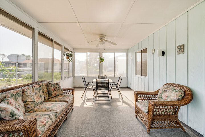 Englewood Home on Canal: Boat to Lemon Bay!